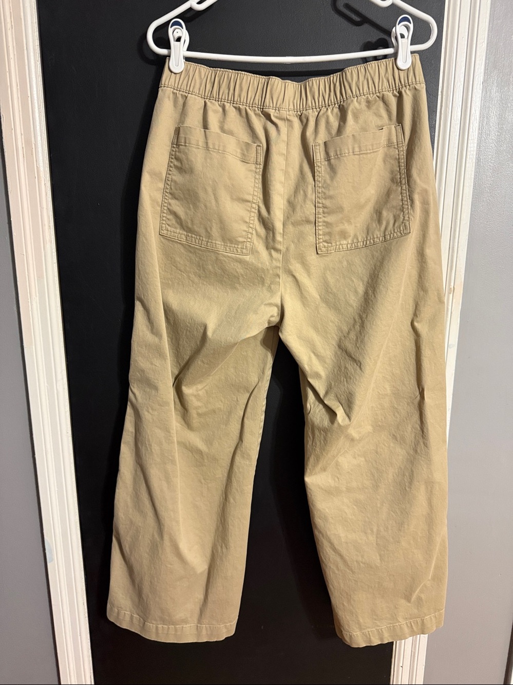 GAP Easy Wide Leg Khaki Elastic Waist Size: M Inseam: 26” - Picture 2 of 7